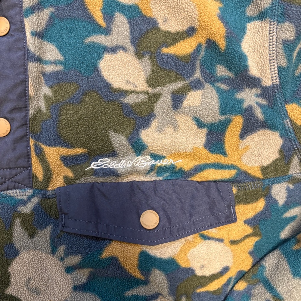 Fuzzy Floral Patterned Pullover - image 2